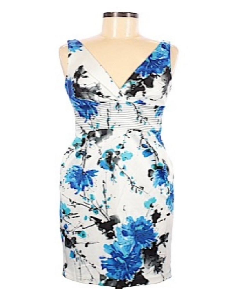 Floral Pencil Dress w/ Pockets